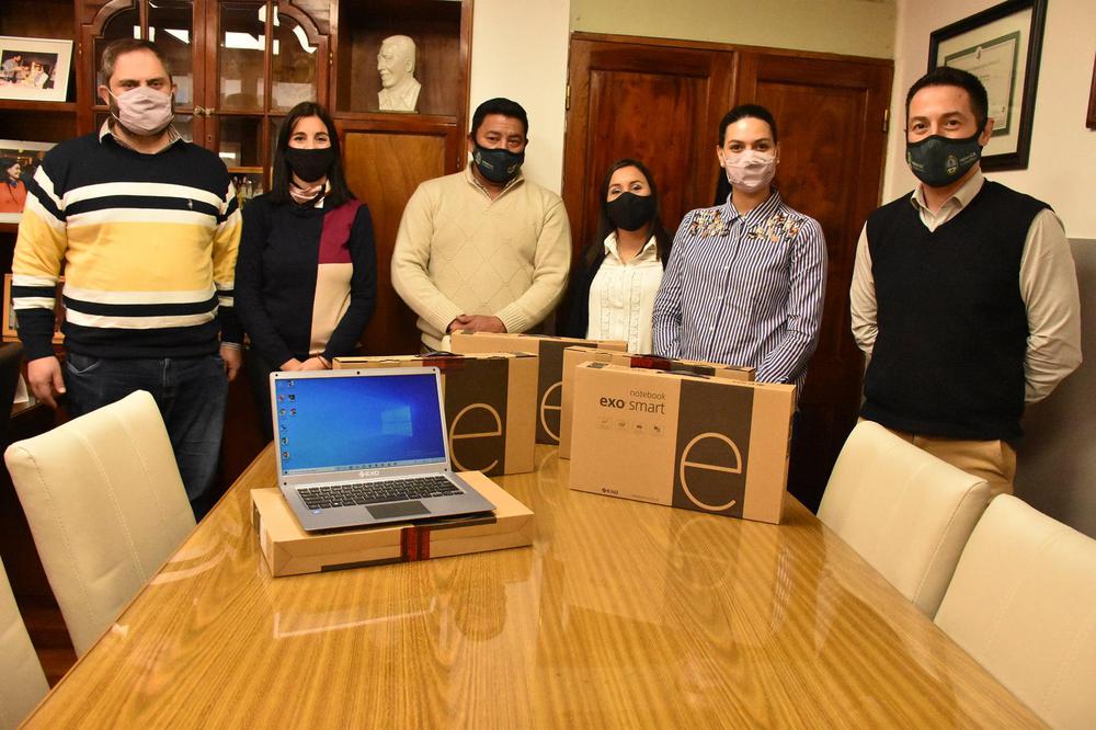 223892371_376048867226039_5974348388523563377_n