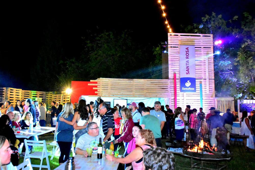 330424870_894822138455108_6583597912755731479_n