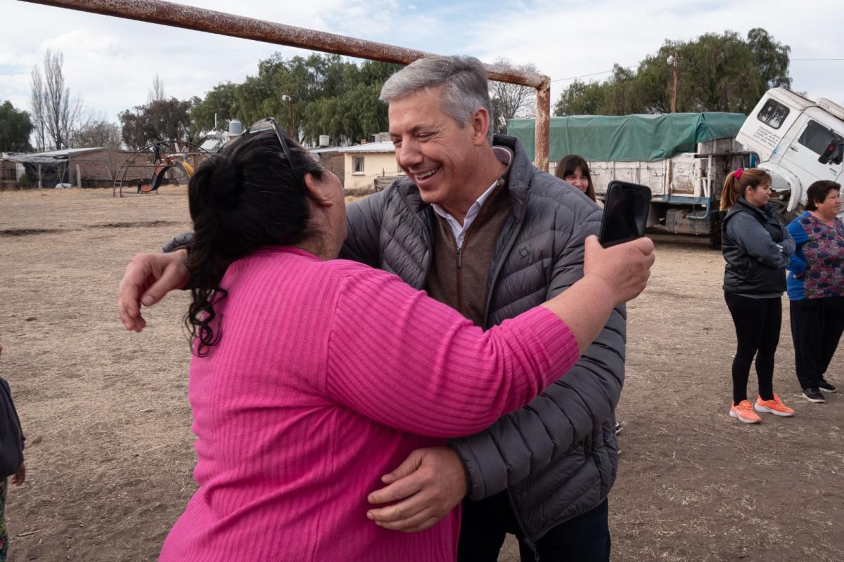 Vecinos-y-autoridades-trabajan-en-conjunto-por-el-Barrio-El-Cerrito-de-Bowen-1200x800
