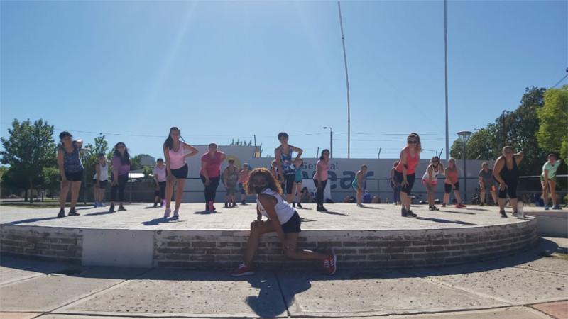 Alvear-Baila-1-800x450