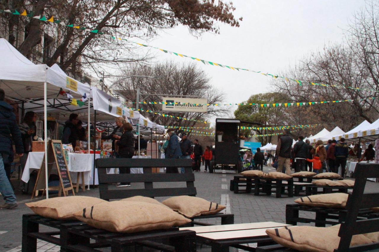 Día de la Madre en la Plaza Departamental