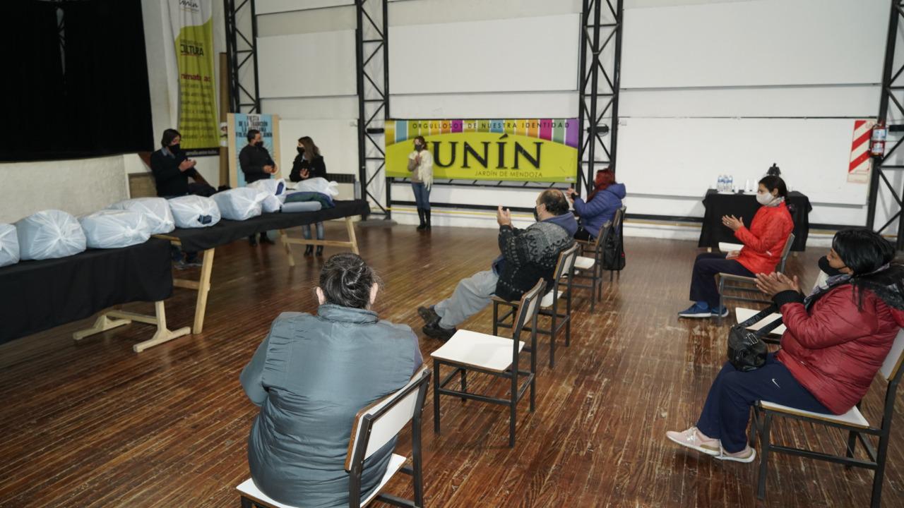 entrega-telas-artesanos-textiles-14