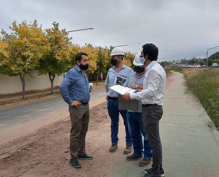 autoridades-en-ciclovia-jarillal-768x621