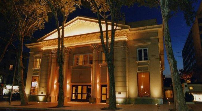 T-Indepedencia-1-700x386