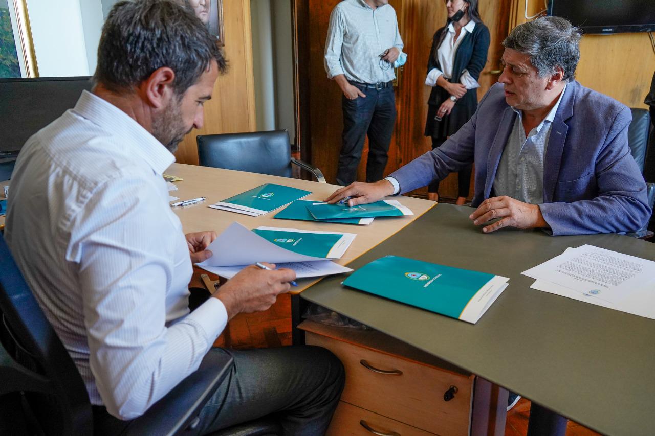 Firma-convenio-3