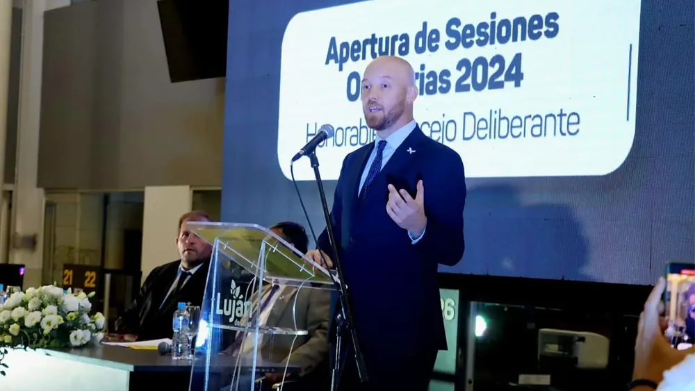 multimedia.normal.a1f1014c733185b9.QWxsYXNpbm8gcmVhbGl6w7MgbGEgYXBlcnR1cmEgZGUgX25vcm1hbC53ZWJw