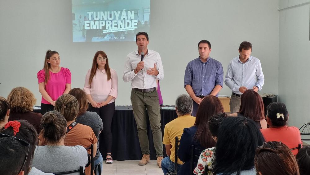 402850320_653087663667652_7781198890069754800_n