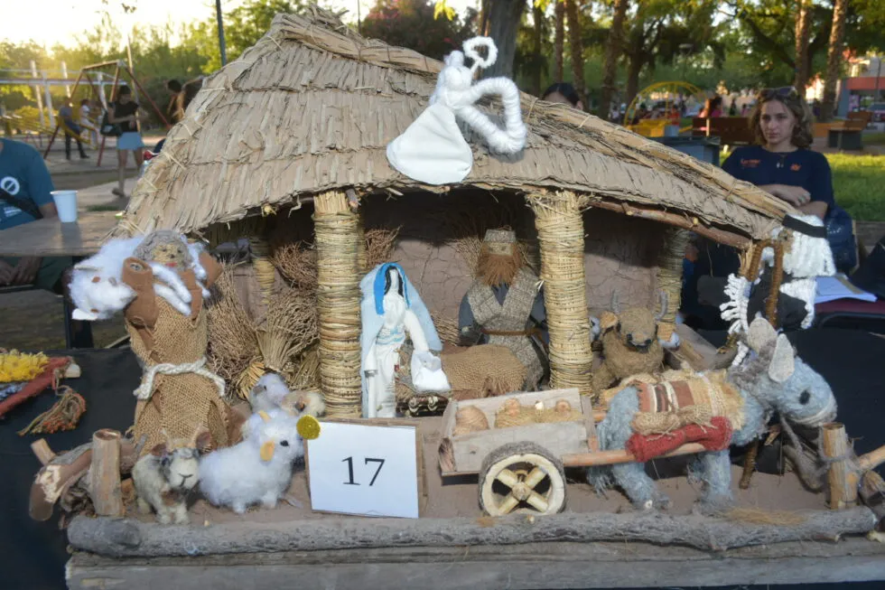 Lavalle-celebro-nueva-edicion-del-Concurso-de-Pesebres-980x653