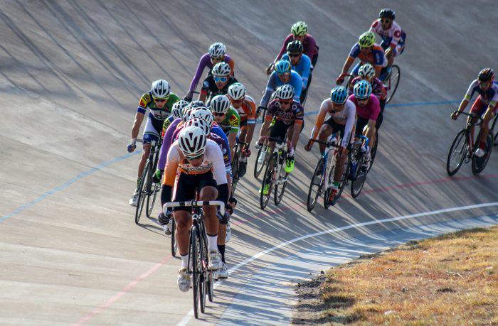 Pelotón-Fecha-1-Pista-2019-700x459