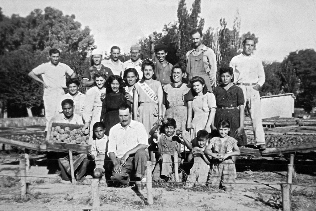 1er-lugar-_Los-Lotes-Fruto-del-Trabajo_-1958-1024x683