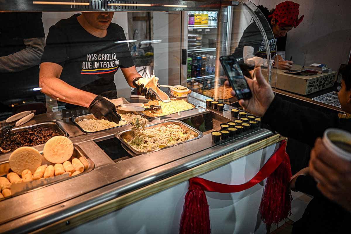 FERIA-DE-LAS-COLECTIVIDADES-1