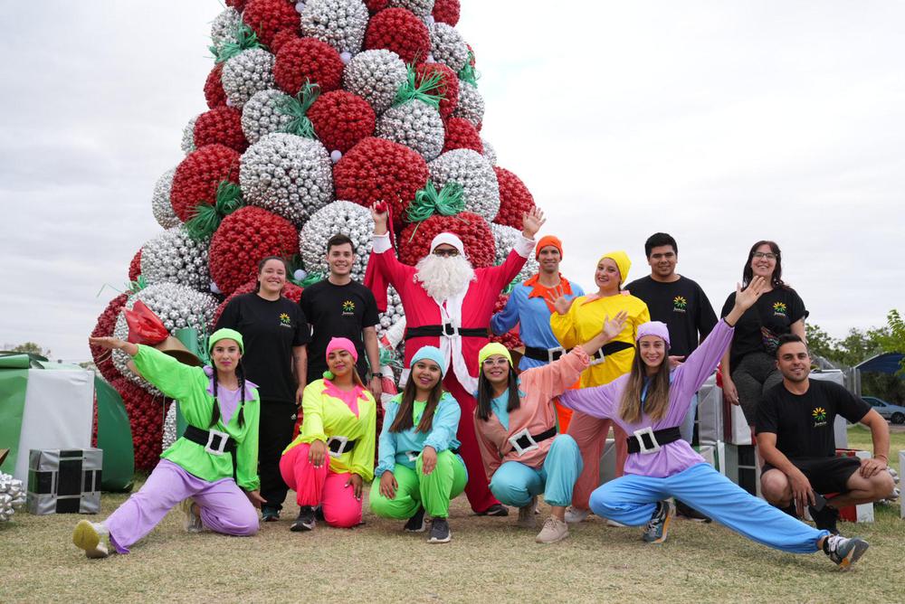 LA-MAGIA-DE-LA-NAVIDAD-DE-LA-MANO-DE-PAPA-NOEL-POR-LOS-DISTRITOS-DE-JUNIN-1