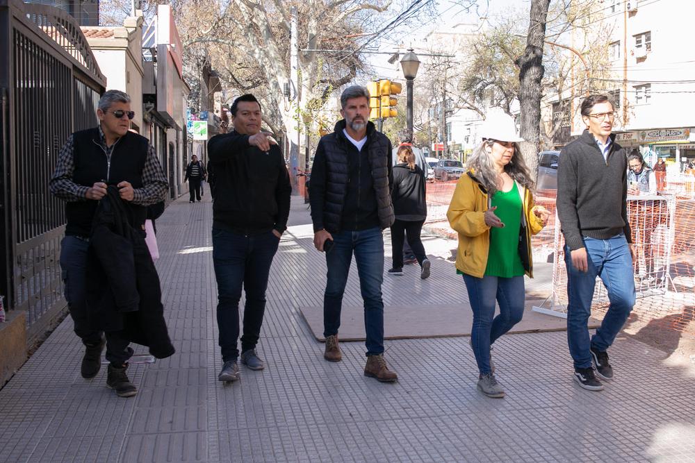 604b6b27-2345-e3cd-2dfc-326842f8349a