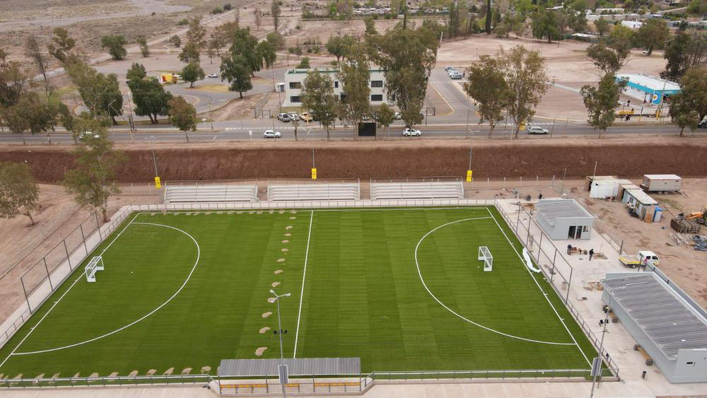 Se viene el microestadio de hockey en Luján