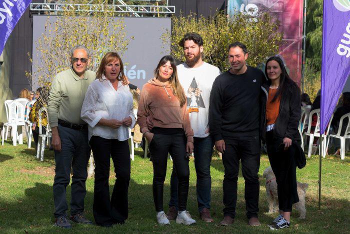 Homenaje-a-la-familia-Quesada-1-700x468