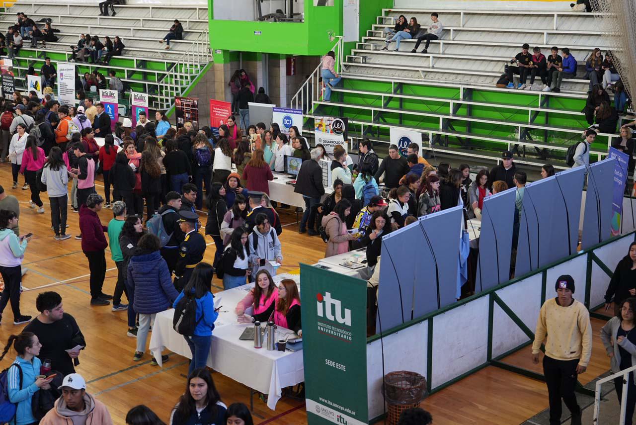 EXPO-EDUCATIVA-2023-QUE-SE-REALIZO-EN-JUNIN-15