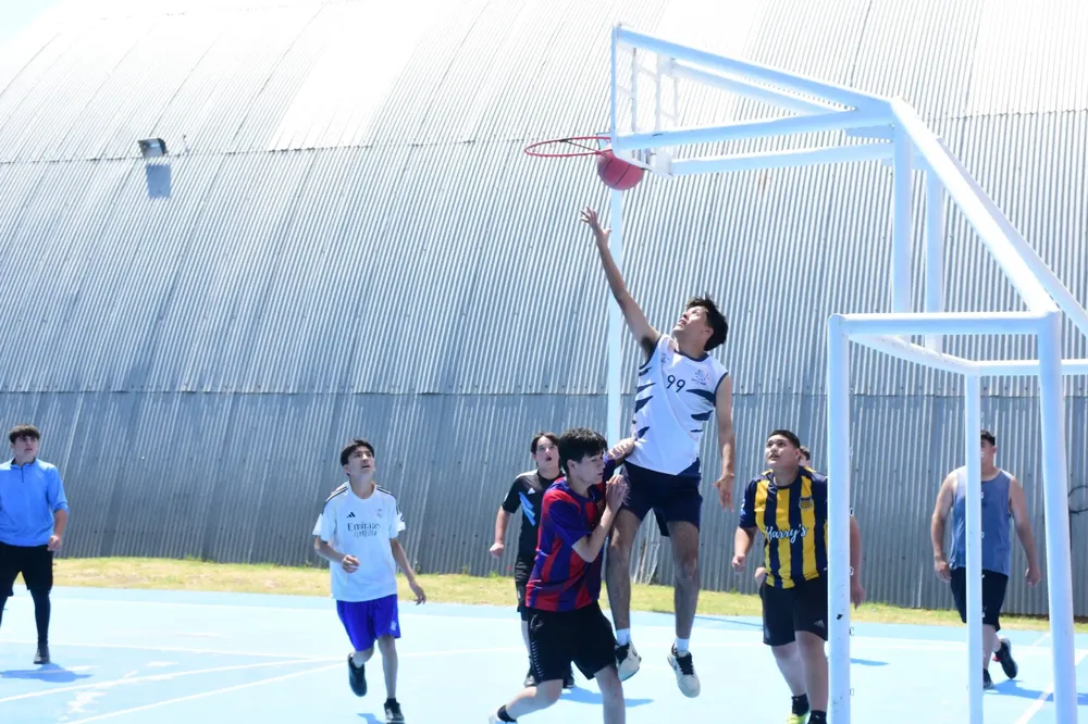 b5187237-93f9-4527-91e8-8201a6e76a94-scaled