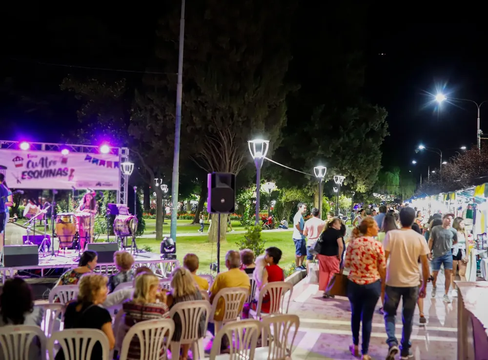 Feria 4 esquinas Maipú 3